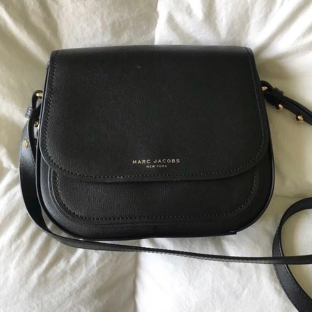 Marc Jacobs crossbody purse
